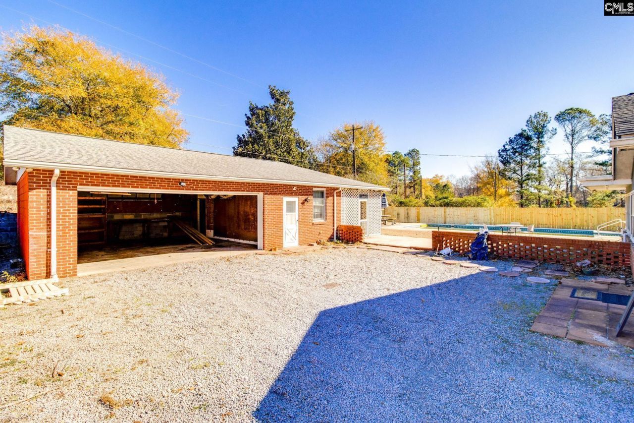 819 Pond Drive Photo 34