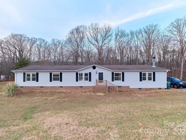242 Granite Ridge Lane, Winston Salem, NC 27107