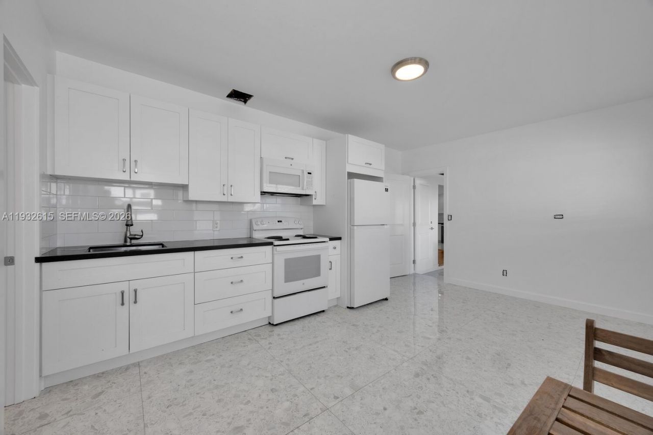 3551 NW 20th St, Miami, FL 33142 Photo