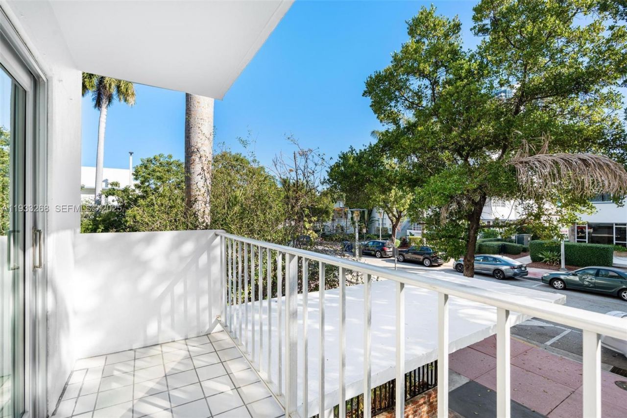 1820 James Ave, Unit 2A, Miami Beach, FL 33139 Photo