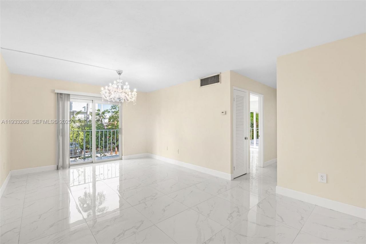 1820 James Ave, Unit 2A, Miami Beach, FL 33139 Photo