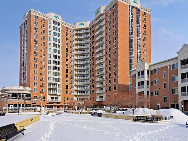 6600 Lyndale Avenue S, Unit 400, Richfield, MN 55423