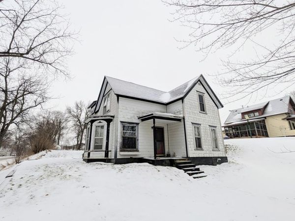 112 Bluff Street E, Lake Benton, MN 56149