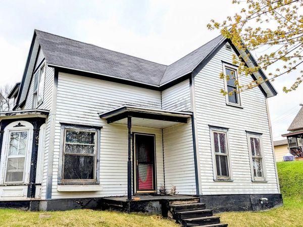 112 Bluff Street E, Lake Benton, MN 56149