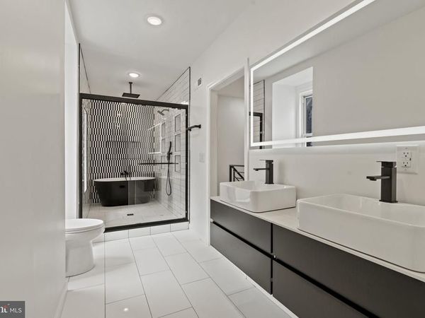 440 E WALNUT LANE, PHILADELPHIA, PA 19144