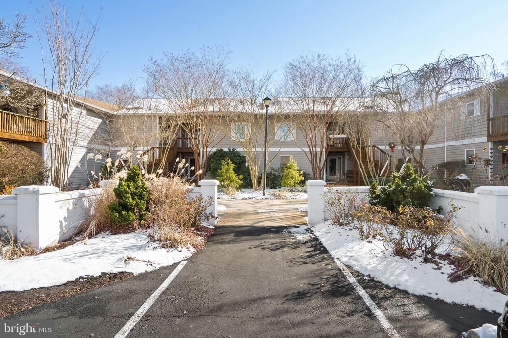 18530 Drayton Hall Road, Unit 4, Lewes, DE 19958 Main Photo