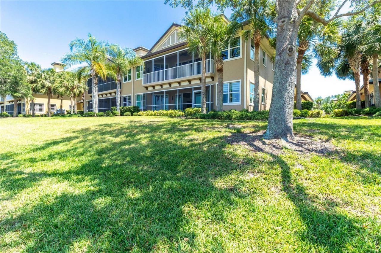 6427 Moorings Point Circle, Unit 101, Lakewood Ranch, FL 34202 Photo