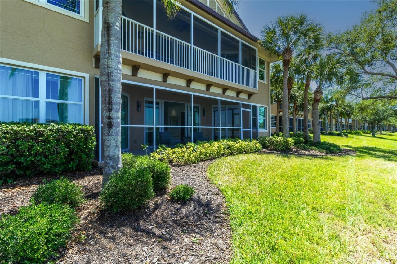 6427 Moorings Point Circle, Unit 101, Lakewood Ranch, FL 34202 Photo