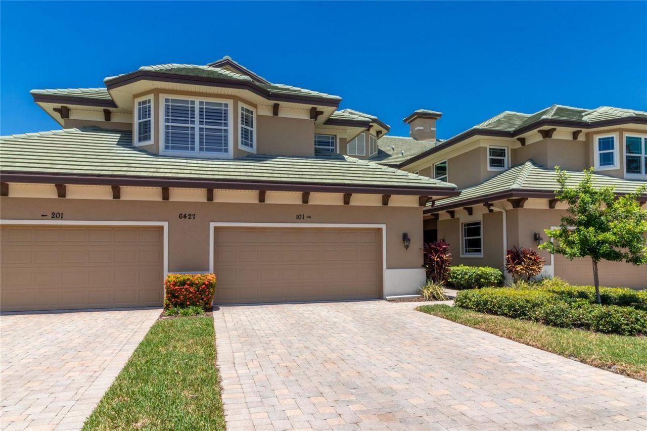 6427 Moorings Point Circle, Unit 101, Lakewood Ranch, FL 34202 Photo