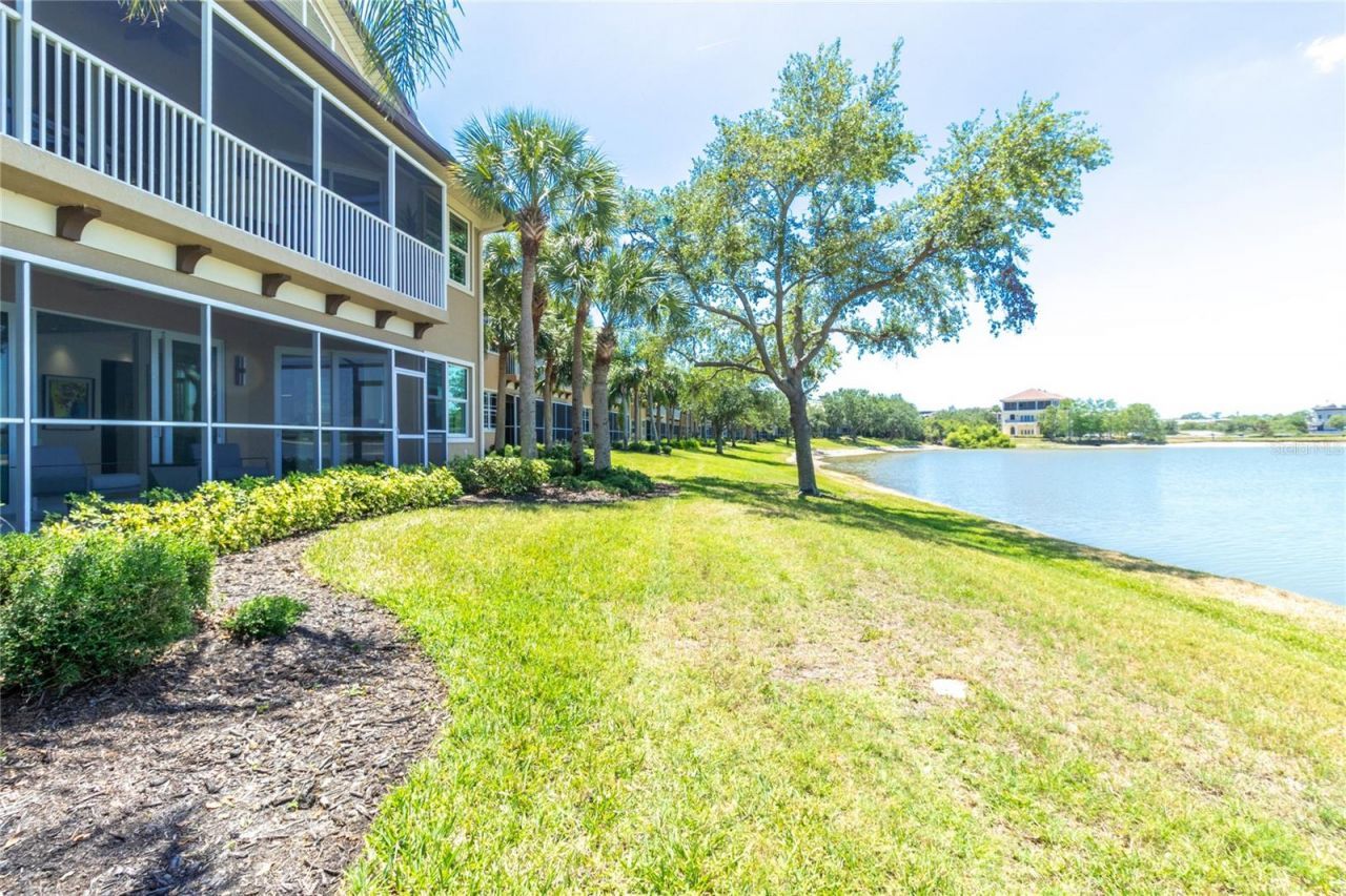 6427 Moorings Point Circle, Unit 101, Lakewood Ranch, FL 34202 Photo