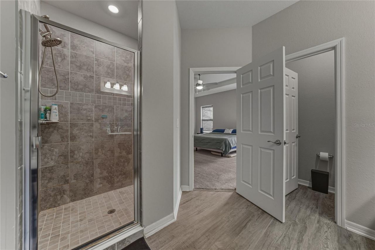 929 Montgomery Lane, Polk City, FL 33868 Photo