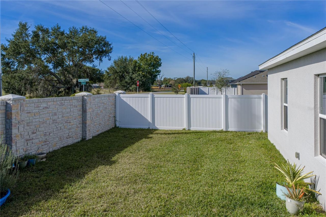 929 Montgomery Lane, Polk City, FL 33868 Photo