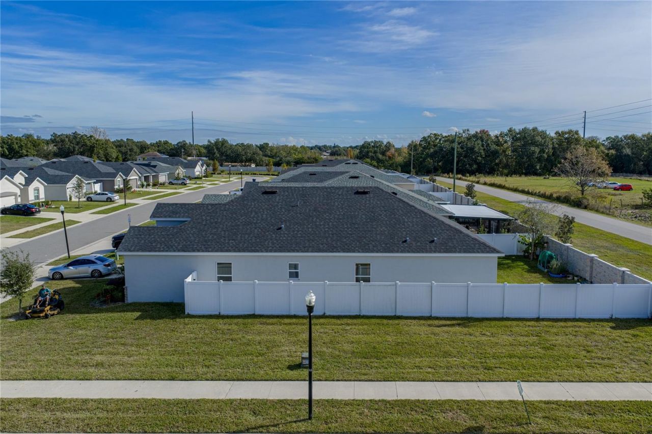 929 Montgomery Lane, Polk City, FL 33868 Photo