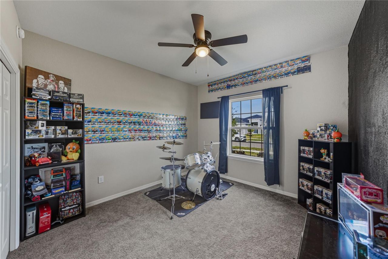 929 Montgomery Lane, Polk City, FL 33868 Photo