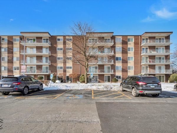 2900 Maple Avenue, Unit 22A, Downers Grove, IL 60515