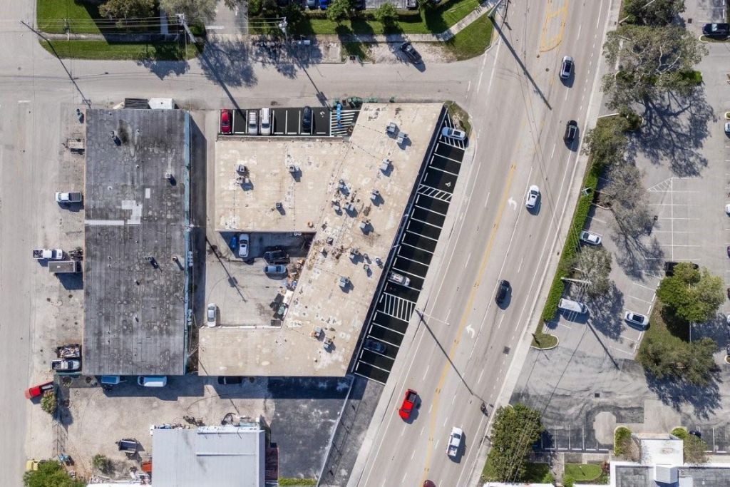 4800 N Dixie Hwy, Oakland Park, FL 33334 Photo