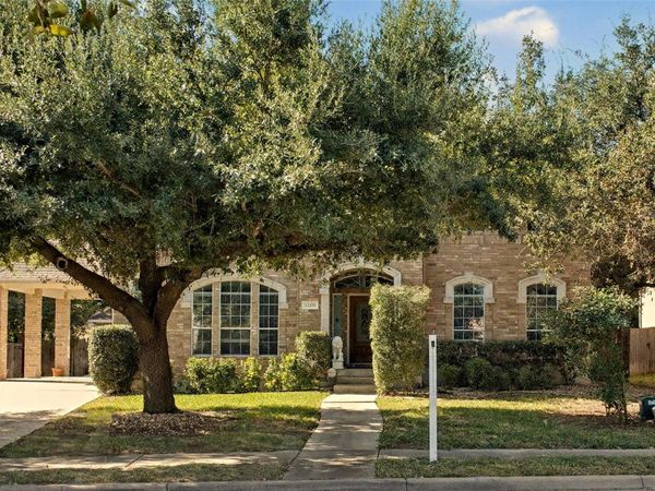 2450 Arbor DR, Round Rock, TX 78681