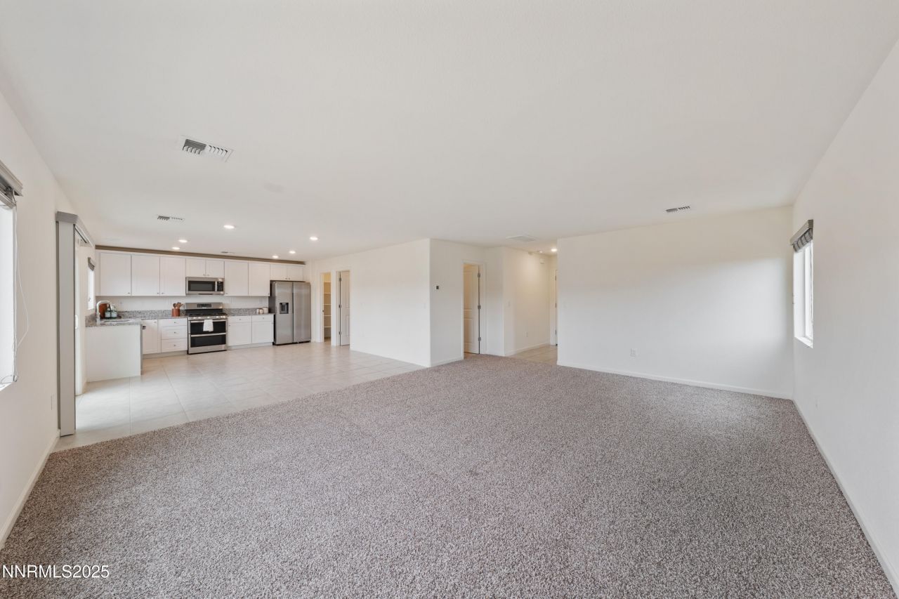 636 Coyote Bluff Court, Reno, NV 89506 Photo