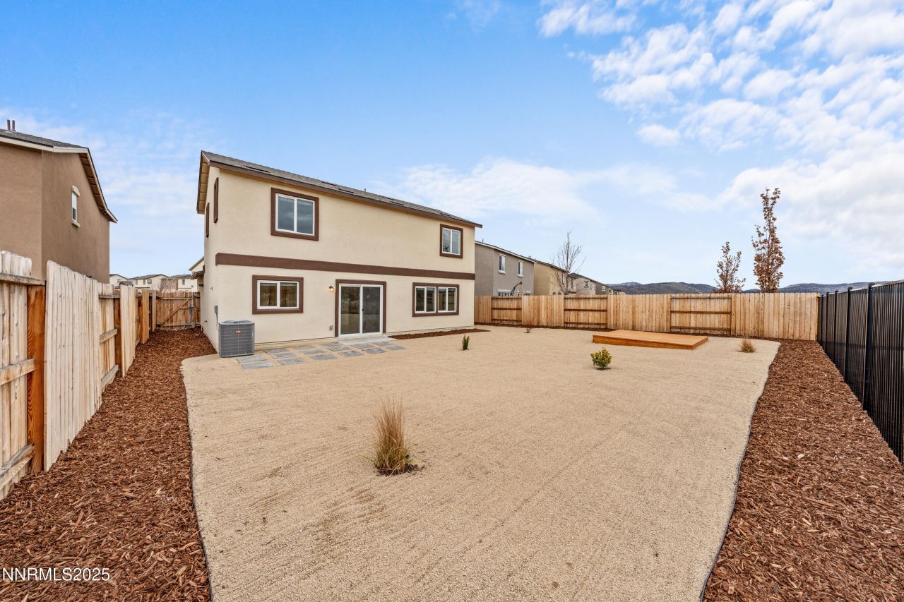 636 Coyote Bluff Court, Reno, NV 89506 Photo