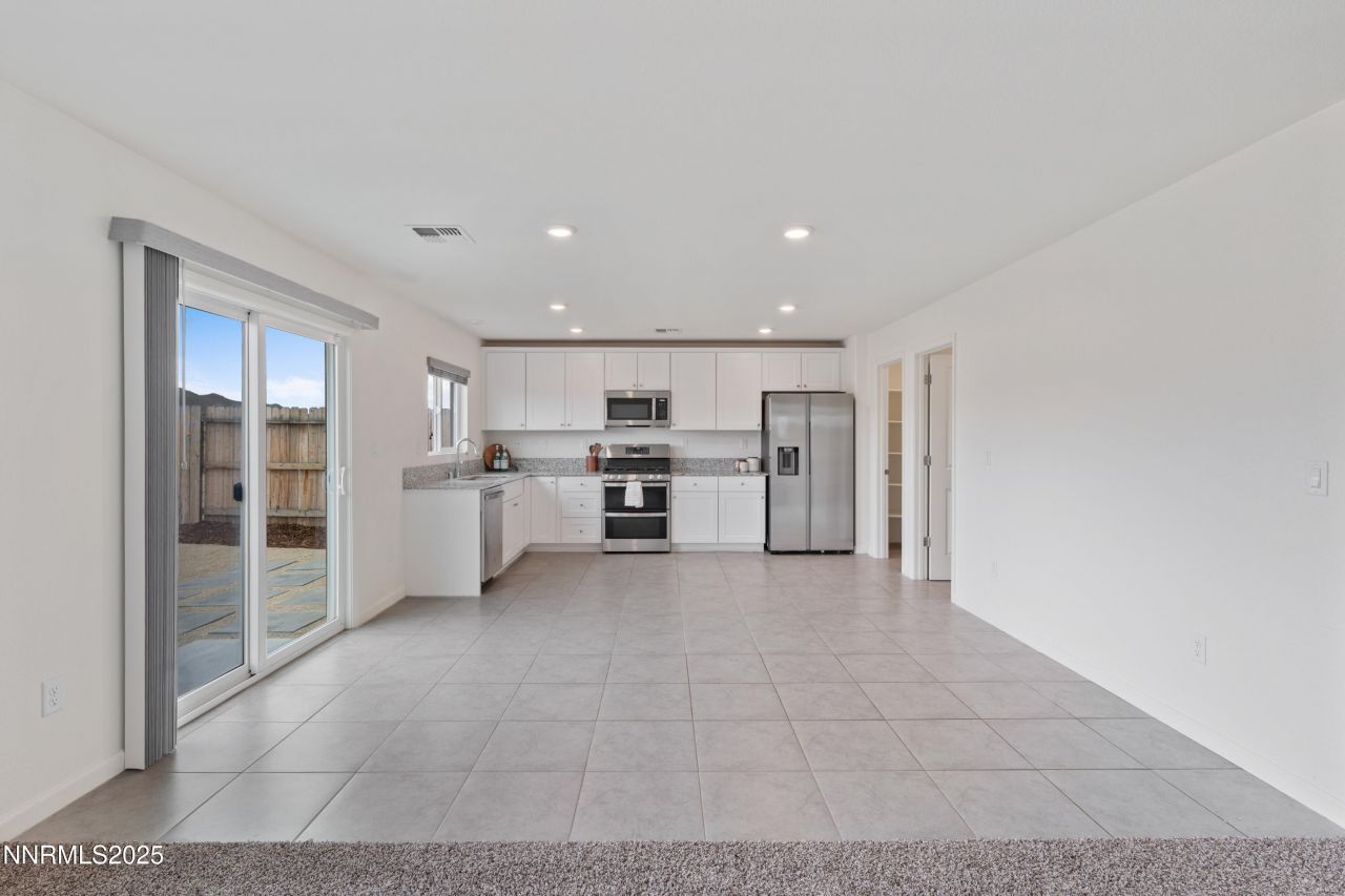 636 Coyote Bluff Court, Reno, NV 89506 Photo