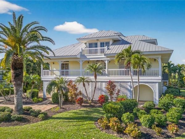 1422 Sanderling CIR, SANIBEL, FL 33957