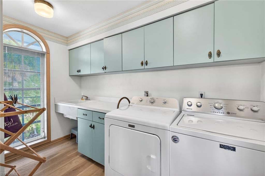 1422 Sanderling Cir, Sanibel, FL 33957 Photo