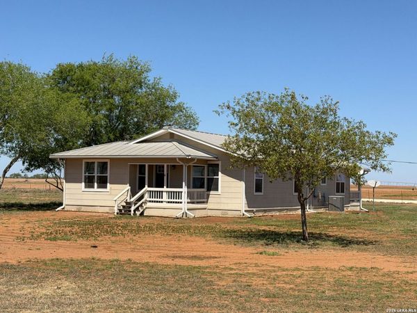 12985 FM 1333, Charlotte, TX 78011