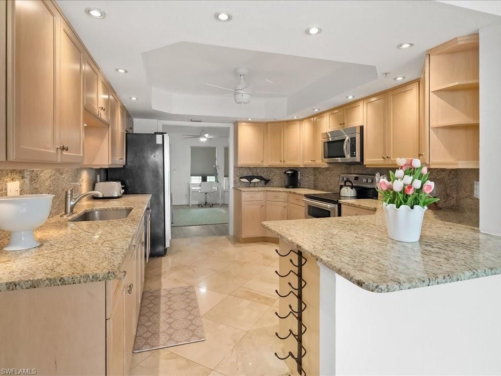 26910 Wedgewood Dr, Unit 403, Bonita Springs, FL 34134 Photo