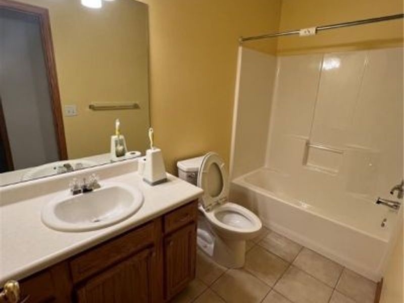 1409 Waters Edge Drive, Akron, OH 44313 Photo 15