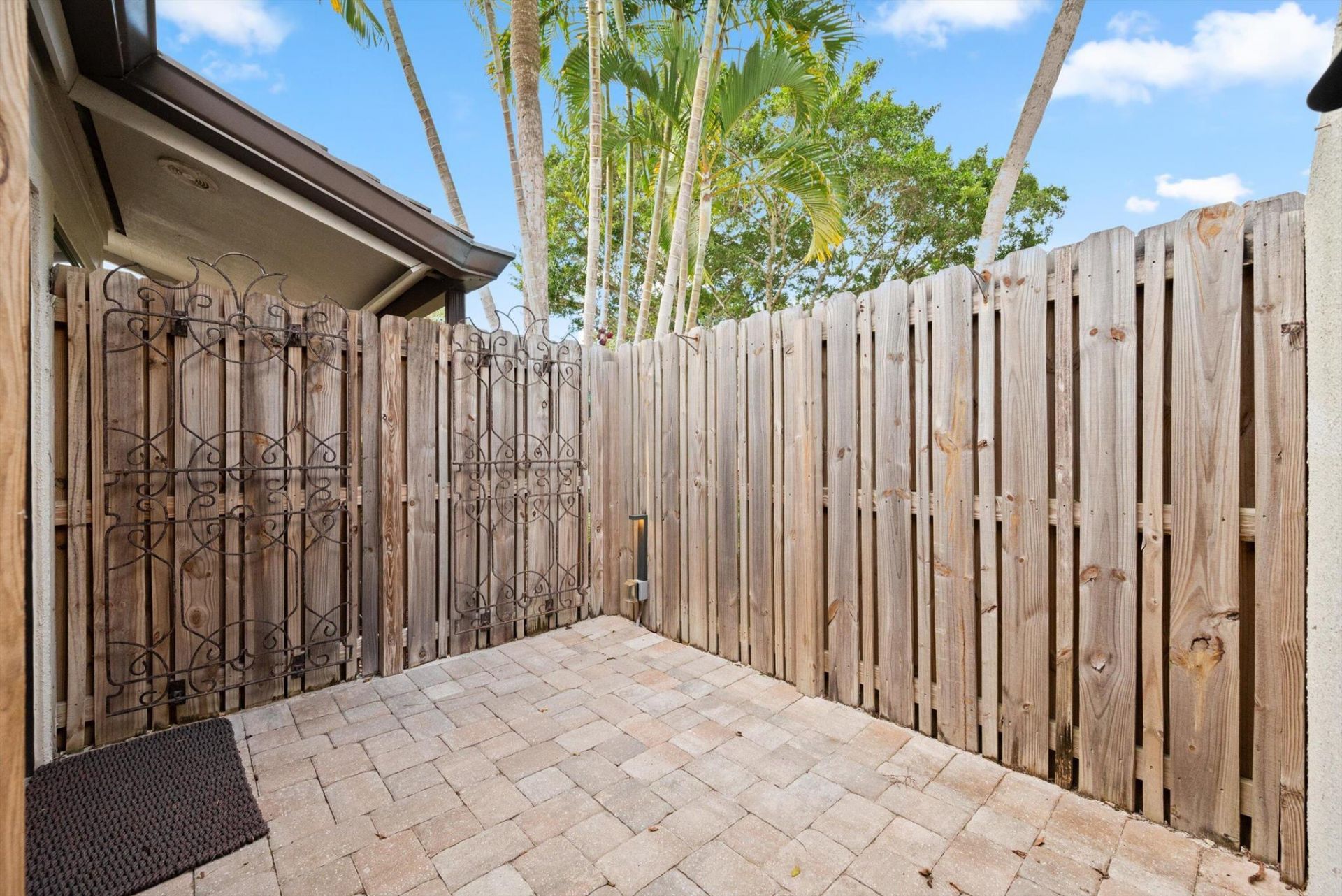 11794 Wimbledon Circle, Wellington, FL 33414 Photo