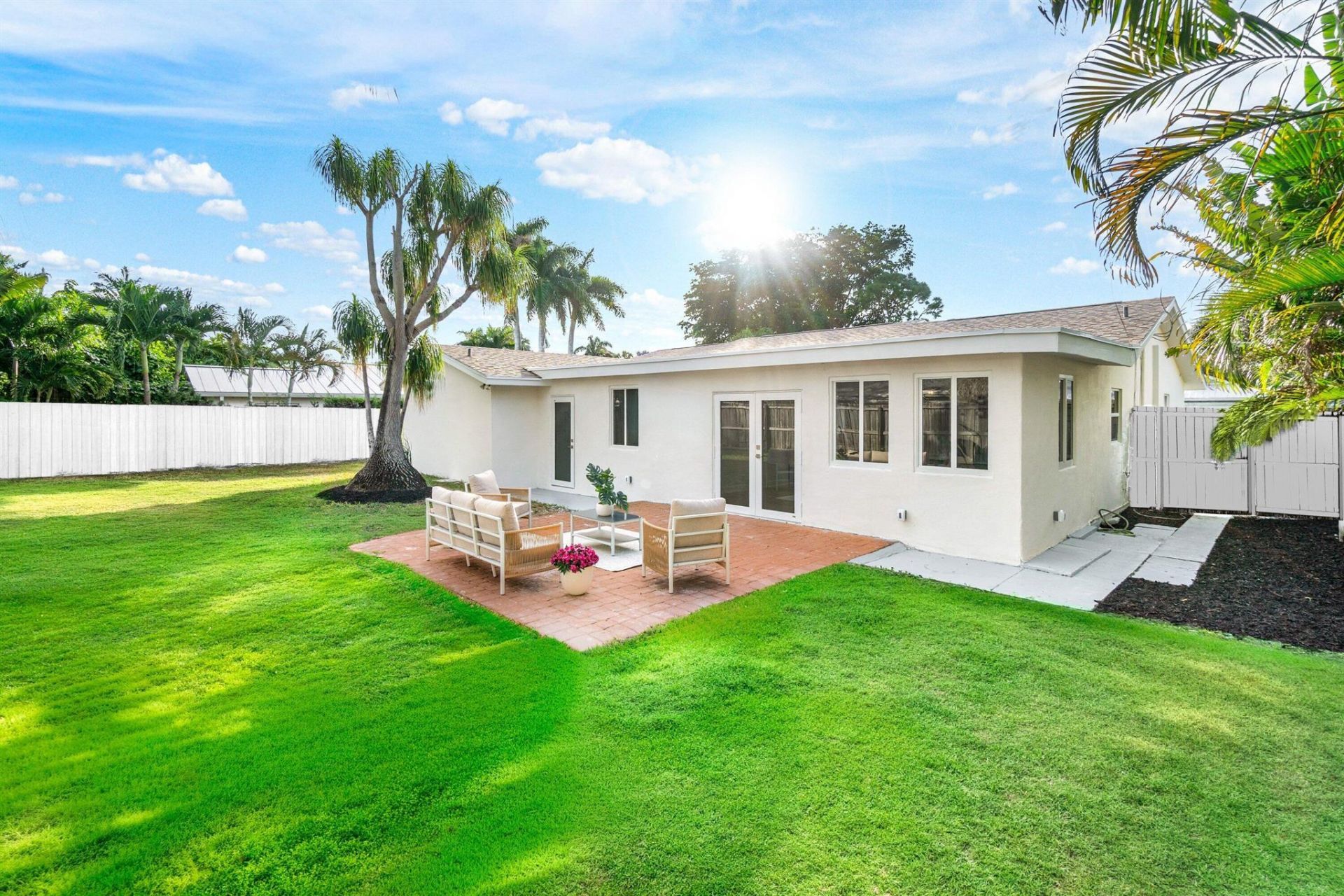 2634 SW 5th Street, Boynton Beach, FL 33435 Photo