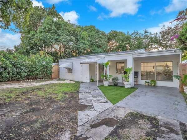 14140 NE 10th Ave , North Miami, FL 33161