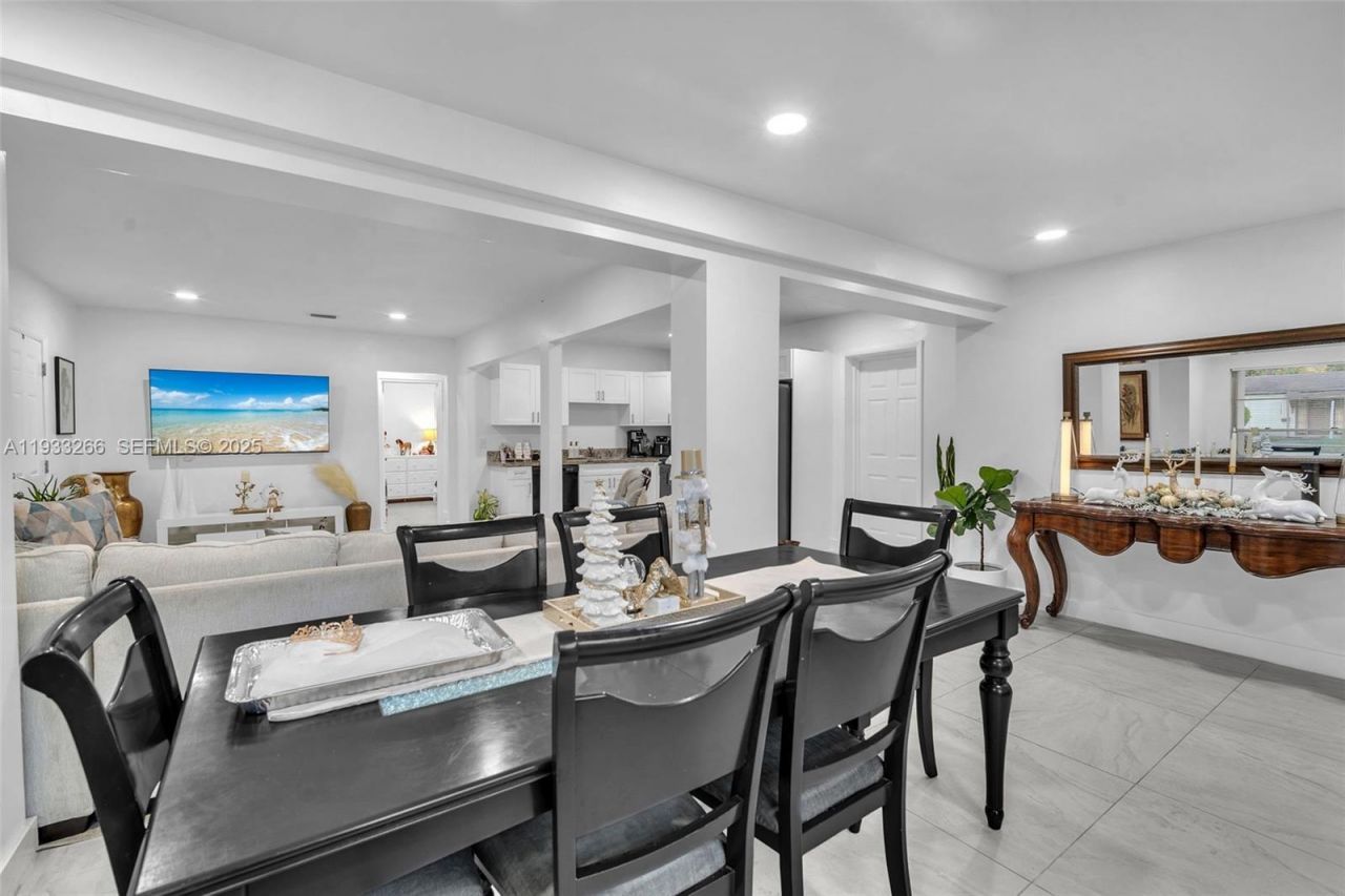 14140 NE 10th Ave , North Miami, FL 33161 Photo