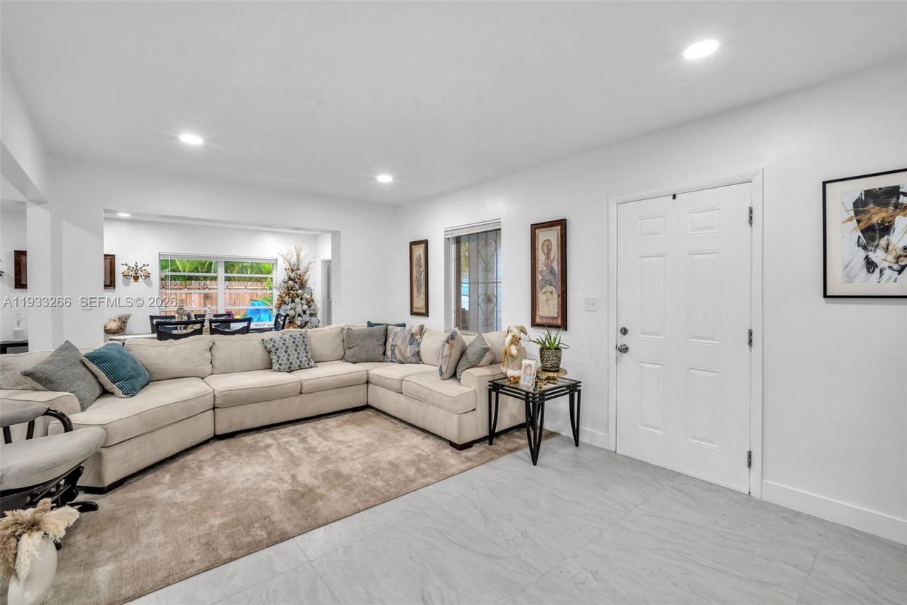 14140 NE 10th Ave, North Miami, FL 33161 Photo