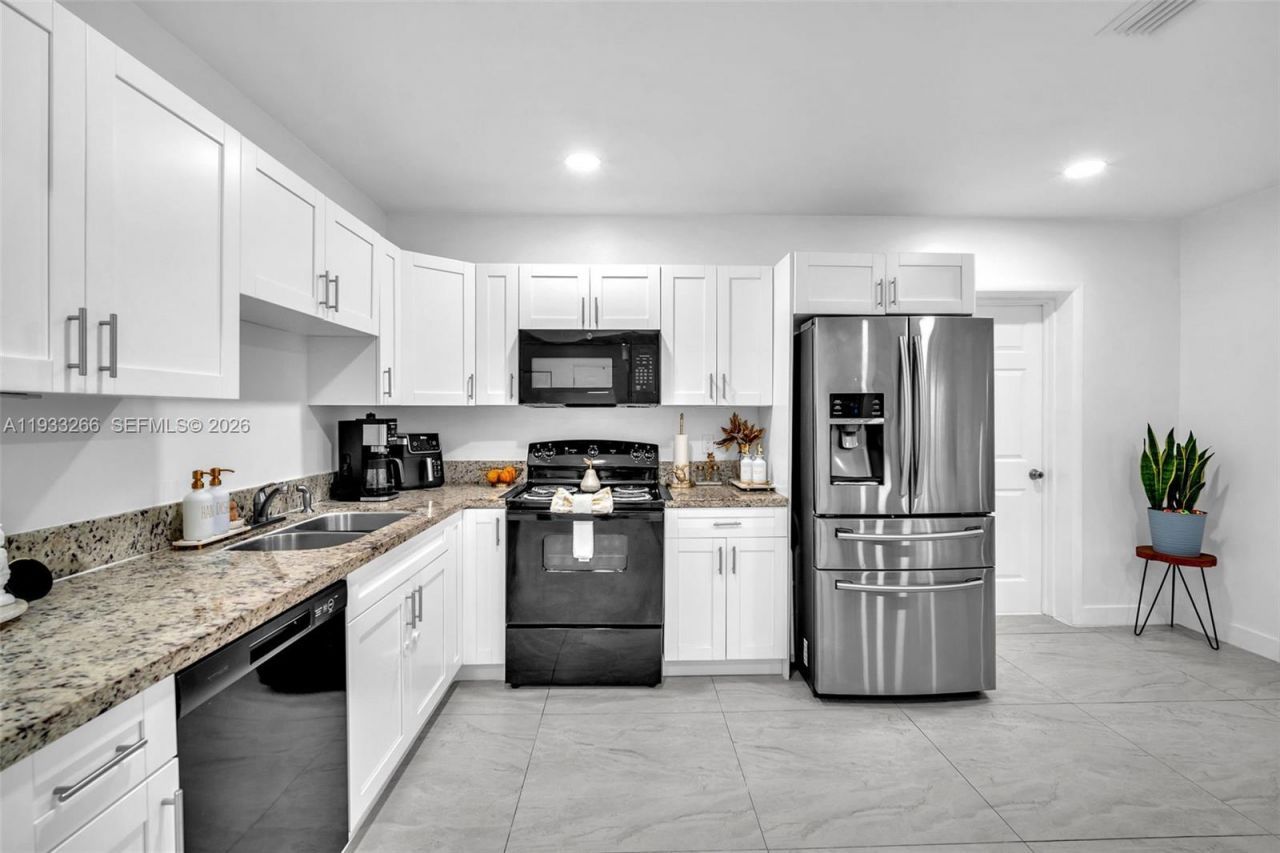 14140 NE 10th Ave, North Miami, FL 33161 Photo