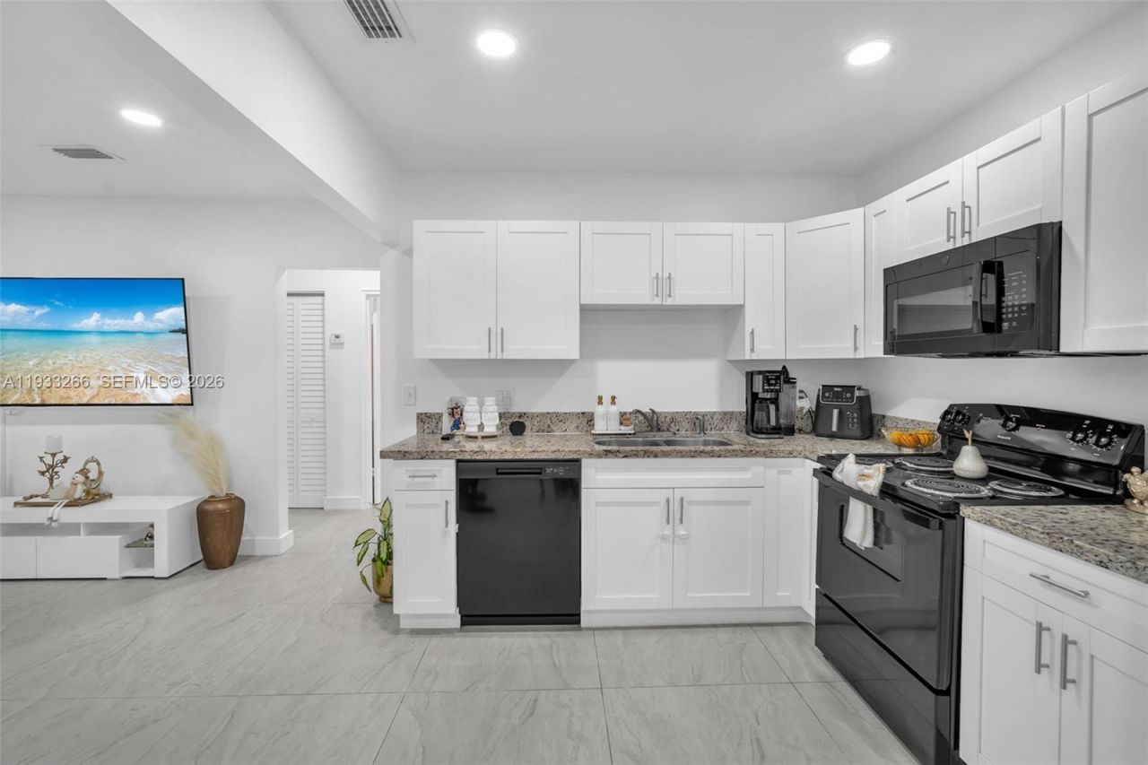 14140 NE 10th Ave, North Miami, FL 33161 Photo