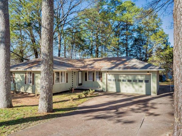 5009 Rickwood Court NW, Huntsville, AL 35810