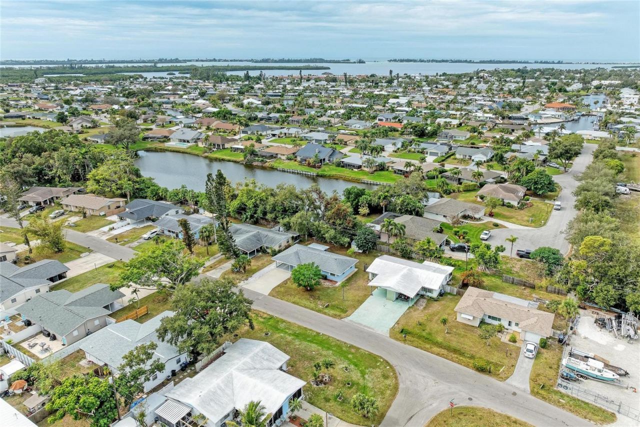 4424 87th St Ct W Street W, Bradenton, FL 34210 Photo