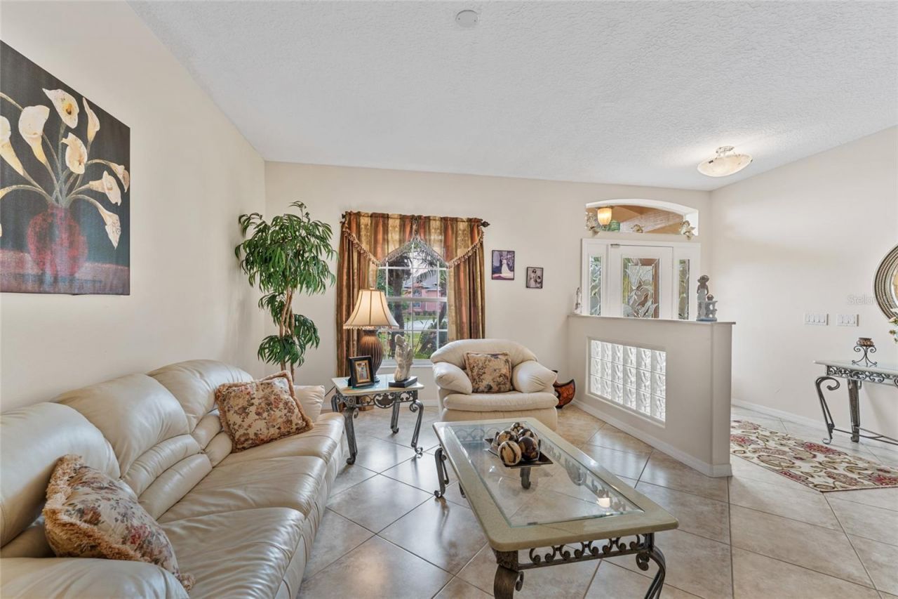 16 London Drive, Palm Coast, FL 32137 Photo