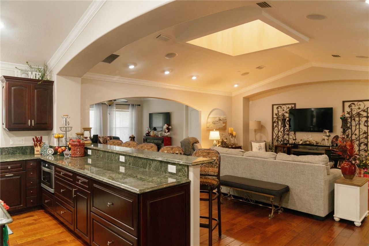 537 Woodlawn Cemetery Road, Gotha, FL 34734 Photo