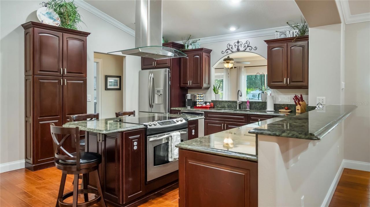 537 Woodlawn Cemetery Road, Gotha, FL 34734 Photo