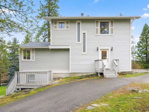 2211 N Houk Rd, Spokane, WA 99216