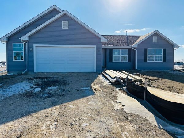 208 AUTUMNWOOD Lane, DAVIS JUNCTION, IL 61020