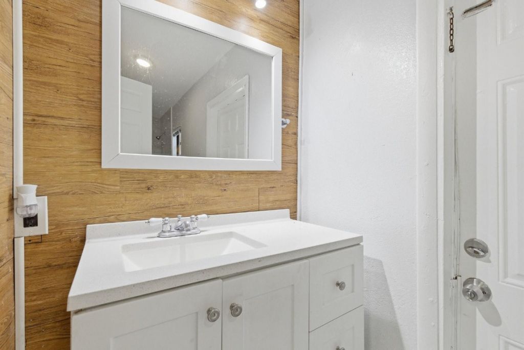 2841 NW 14th Street, Fort Lauderdale, FL 33311 Photo