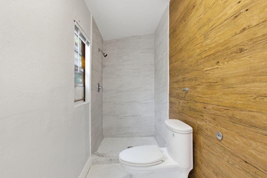 2841 NW 14th Street, Fort Lauderdale, FL 33311 Photo