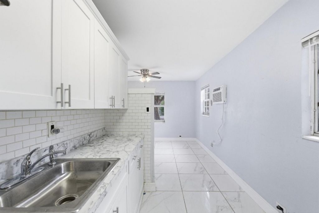 2841 NW 14th Street, Fort Lauderdale, FL 33311 Photo