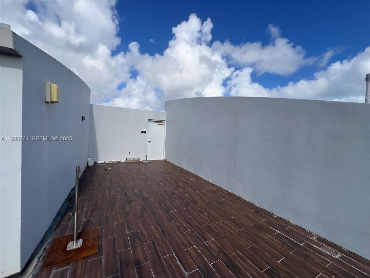 2950 NE 188th St, Unit 531, Aventura, FL 33180 Photo