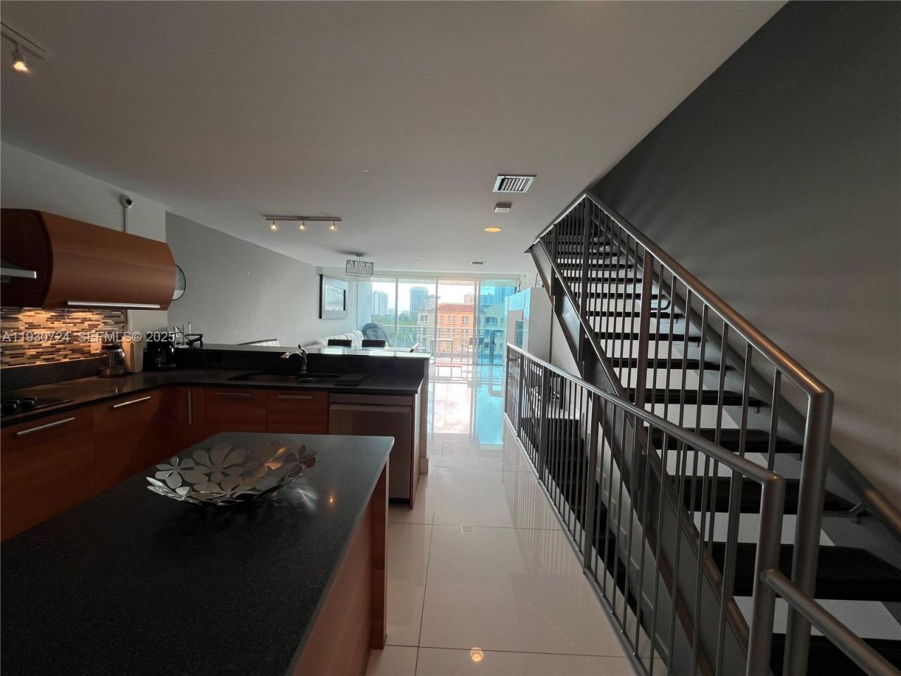 2950 NE 188th St, Unit 531, Aventura, FL 33180 Photo