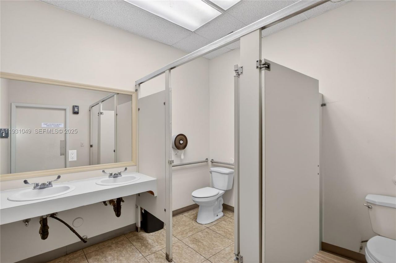 2478 N State Road 7, Margate, FL 33063 Photo