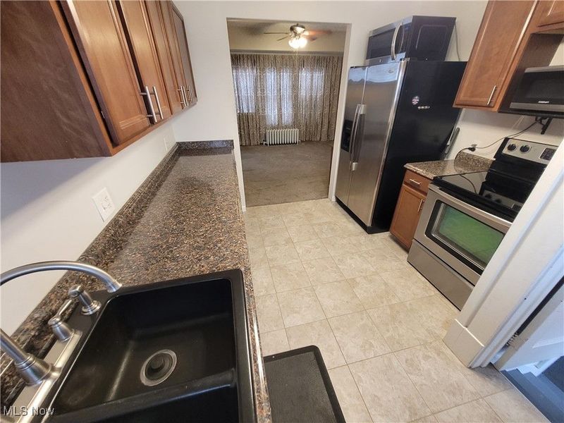 30 Youtz Avenue, Akron, OH 44301 Photo 21